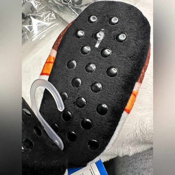 Toy Story Fuzzy Babba Slipper Socks Slip Resistance Shoe Size 4.5-7.5 Kids 2T-3T - Picture 4 of 5